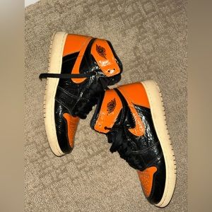 Air Jordan 1 Retro High OG BG 'Shattered Backboard 3.0' size 7 boys 8.5 women’s